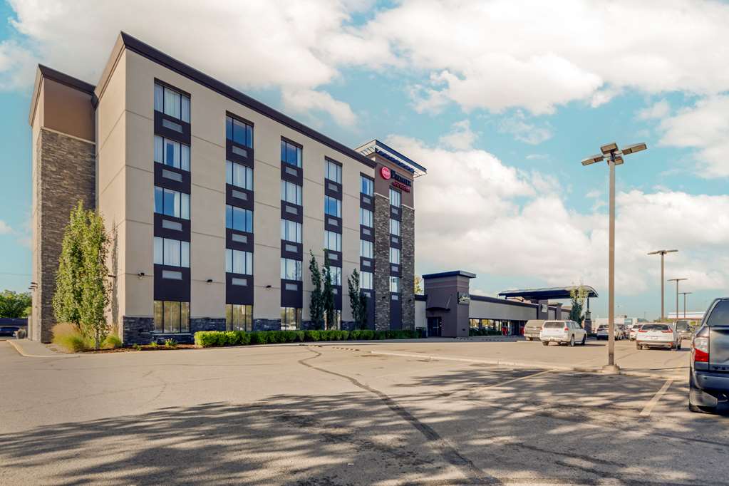 Best Western Premier Denham Inn & Suites